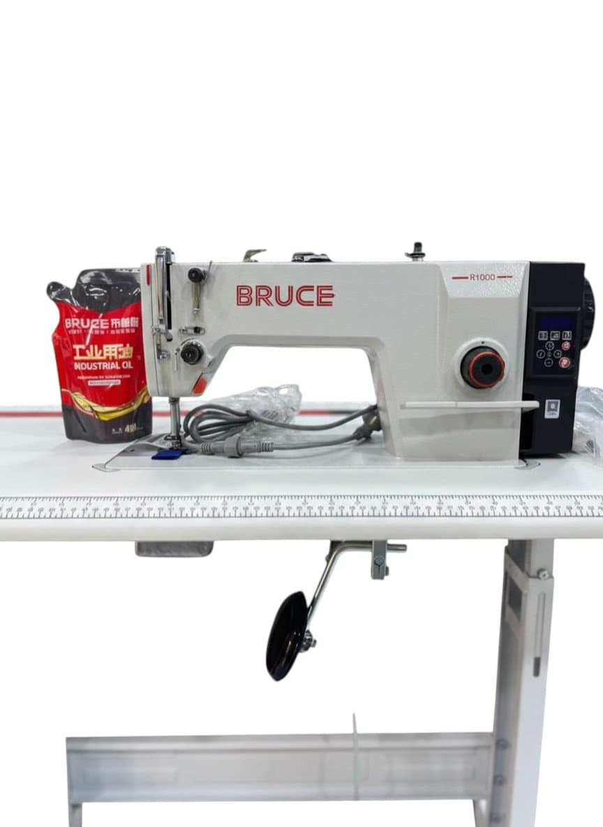 Bruce R1000 sewing machine