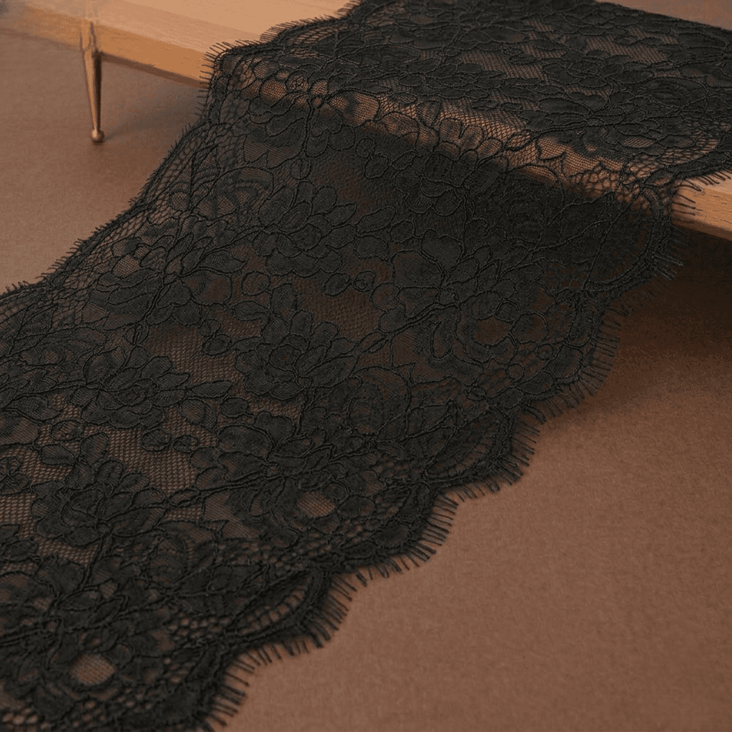 شريط دانتيل عرض 23 سم