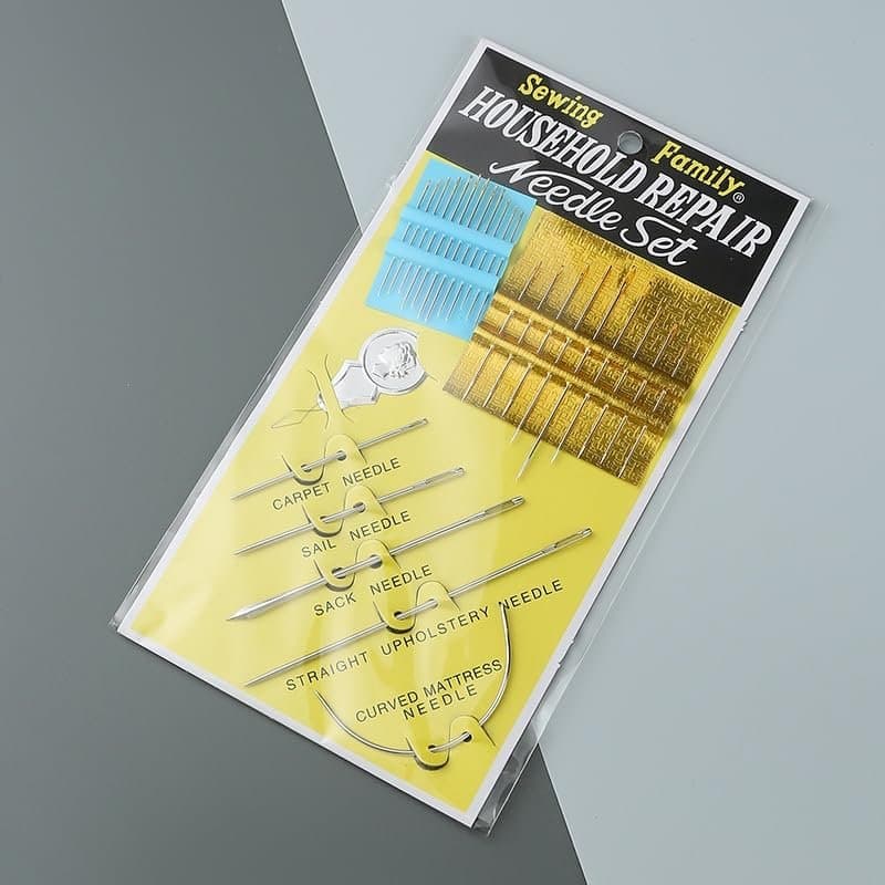 Hand sewing needle set